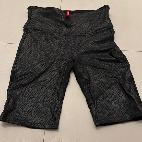 Spanks Bike Shorts - Picture 1 of 4